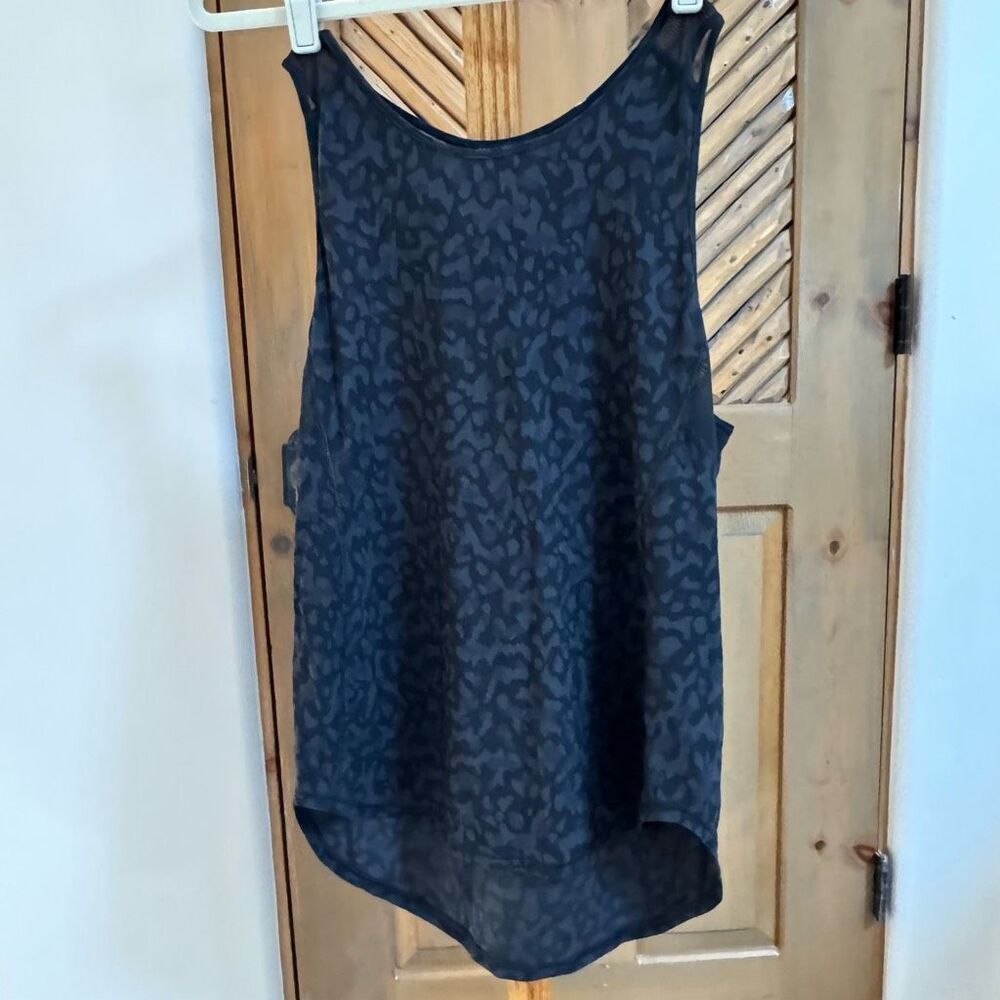 Lululemon Mesh Sculpt Tank Top Leopard Camo Deep Coal Multi / Black (M)